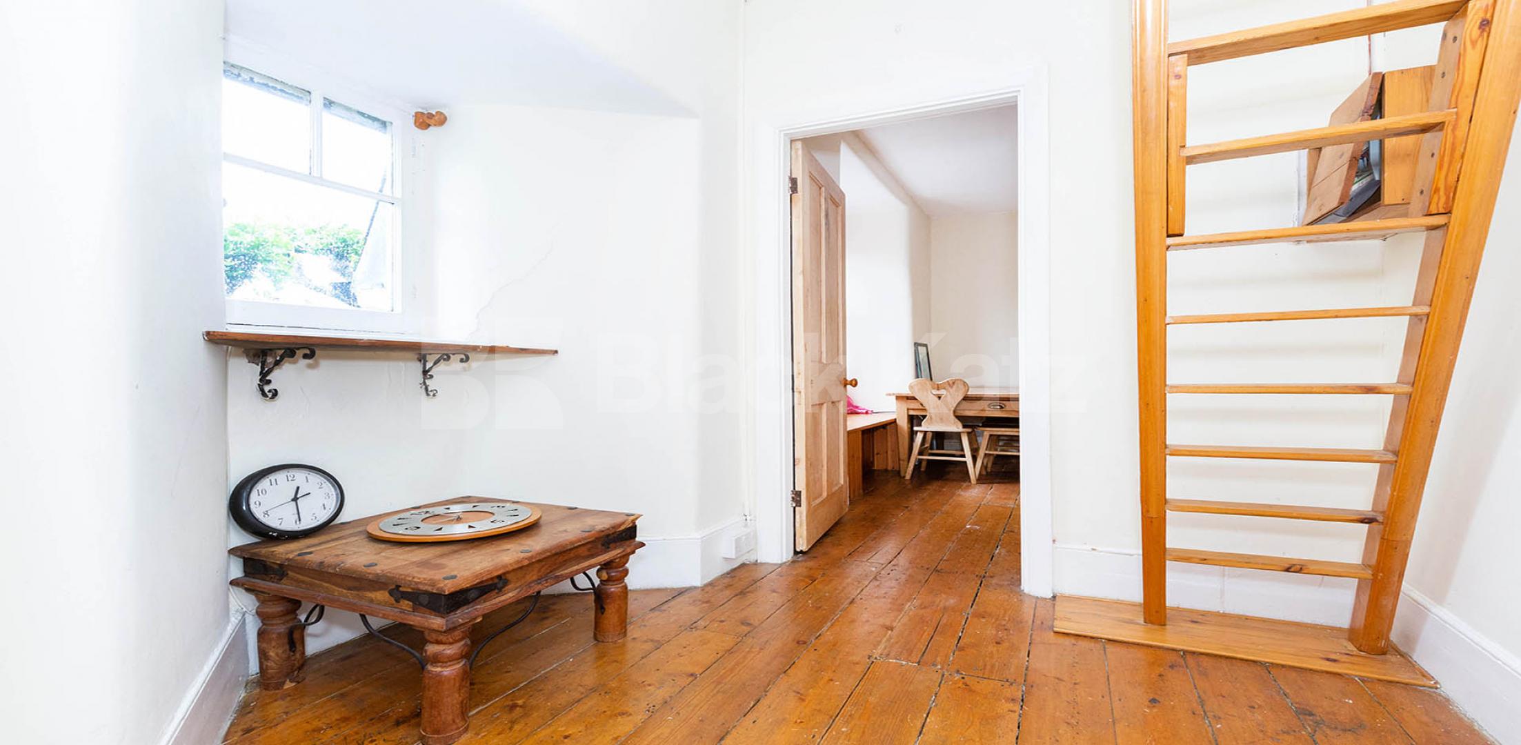 			1 Bedroom, 1 bath, 1 reception Flat			 Northolme Road, HIGHBURY-HIGHBURY FIELDS